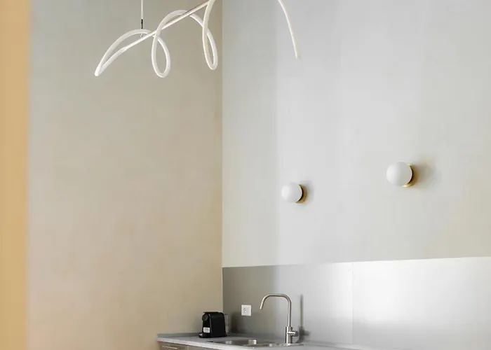 Zen Trevi Luxury Πανσιόν